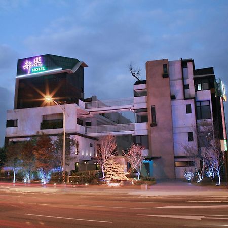 Doule Motel Taichung Luaran gambar