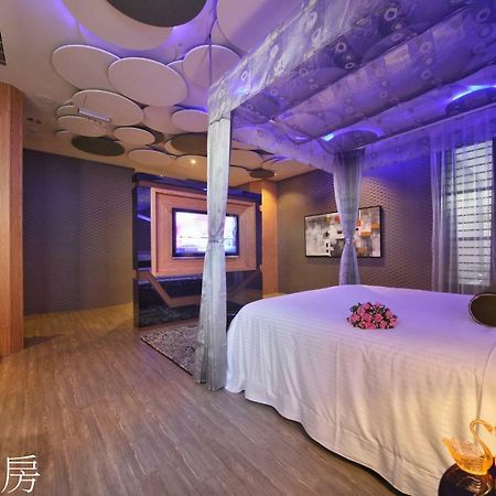 Doule Motel Taichung Luaran gambar