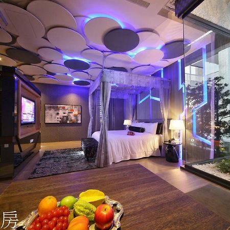 Doule Motel Taichung Luaran gambar