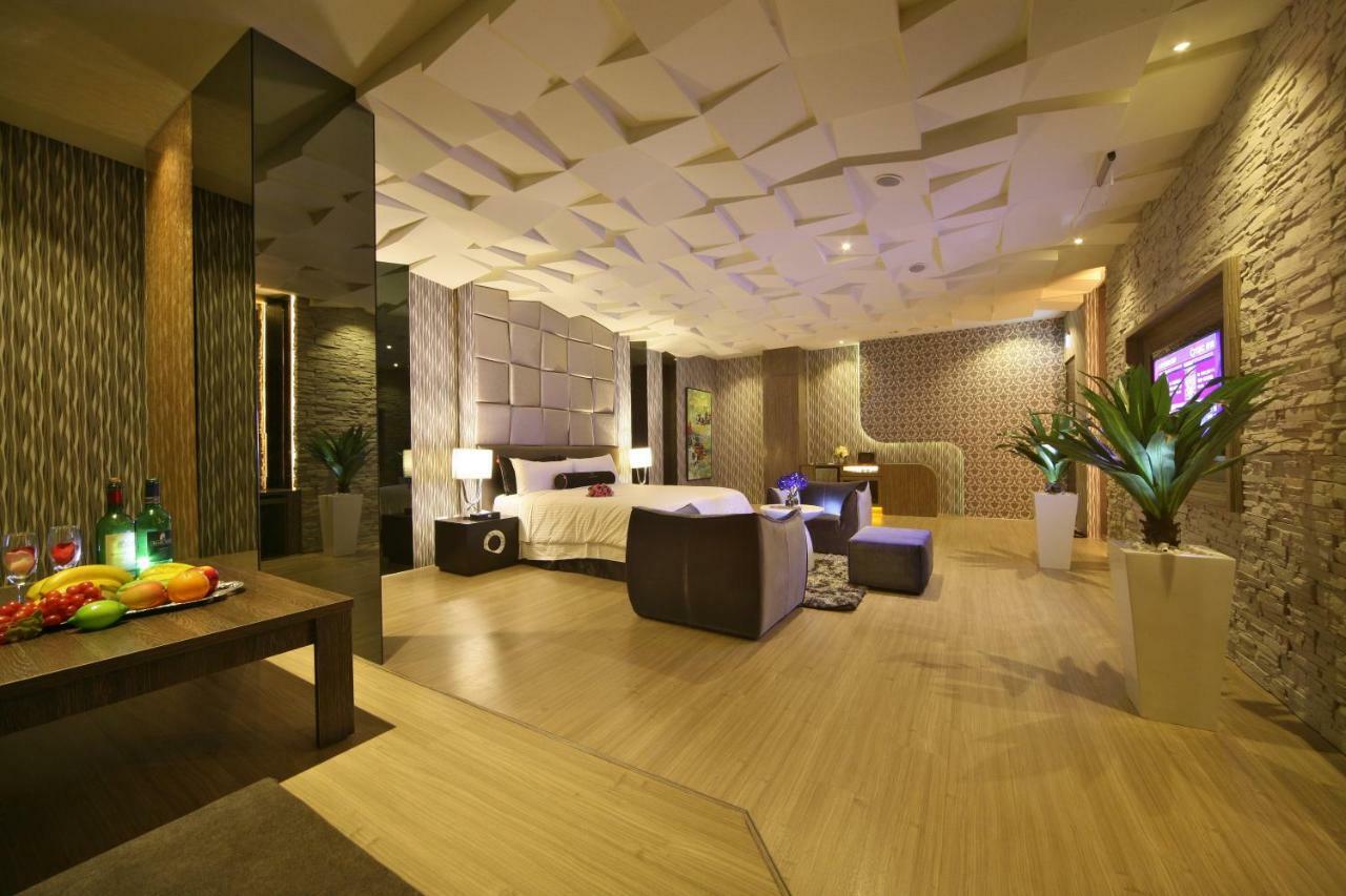 Doule Motel Taichung Luaran gambar