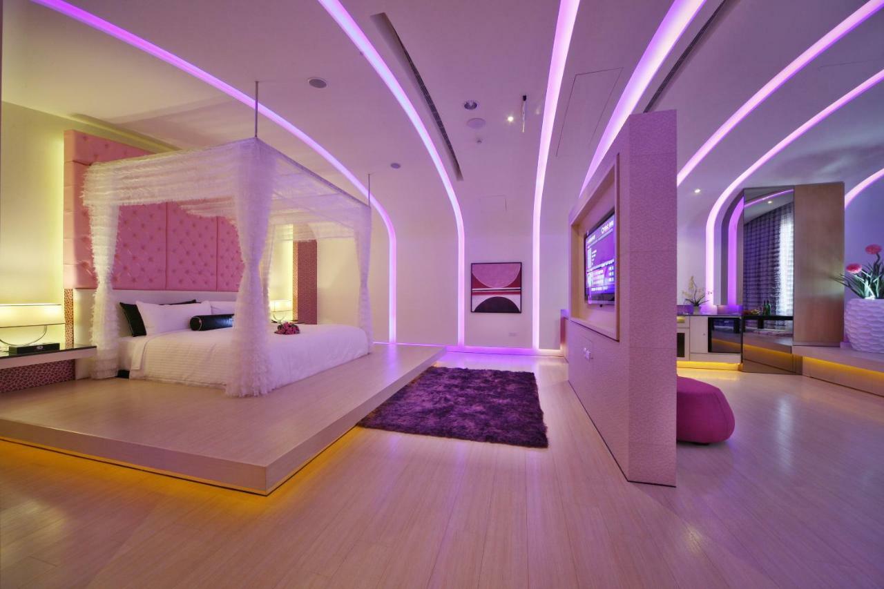 Doule Motel Taichung Luaran gambar