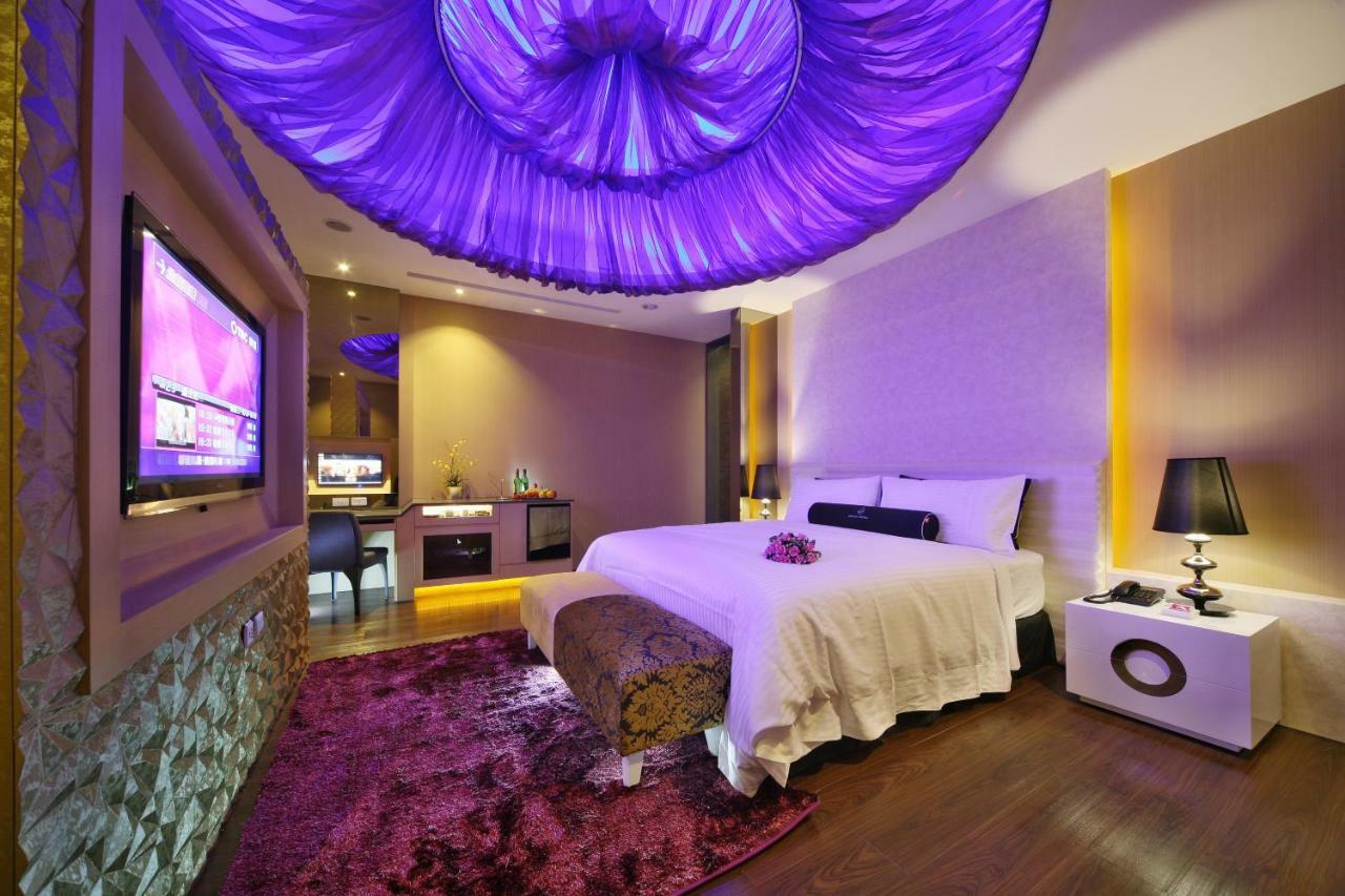 Doule Motel Taichung Luaran gambar