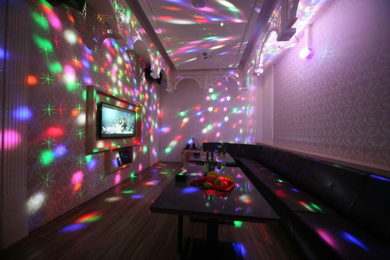 Doule Motel Taichung Luaran gambar