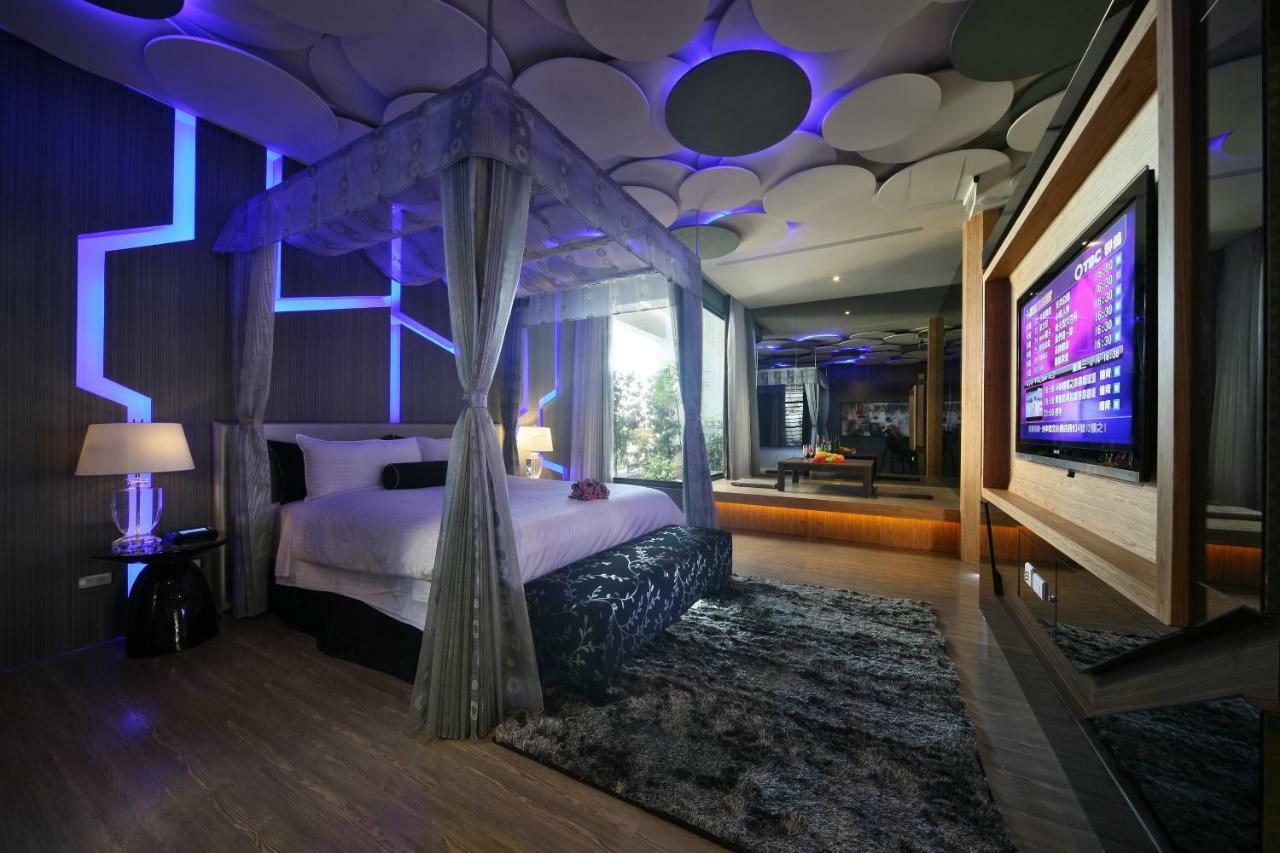 Doule Motel Taichung Luaran gambar