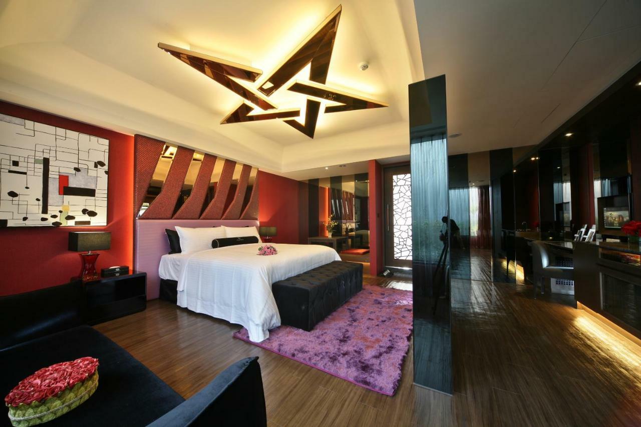 Doule Motel Taichung Luaran gambar