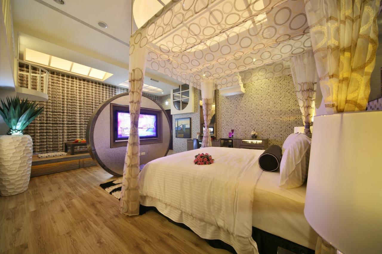 Doule Motel Taichung Luaran gambar