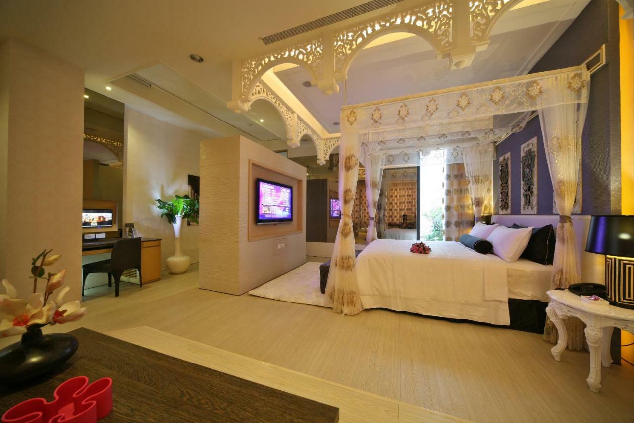 Doule Motel Taichung Luaran gambar
