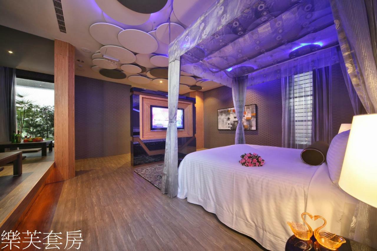 Doule Motel Taichung Luaran gambar