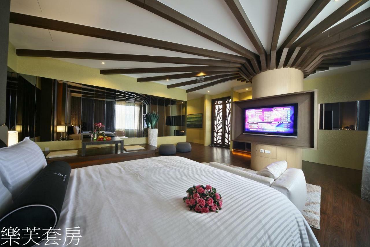 Doule Motel Taichung Luaran gambar