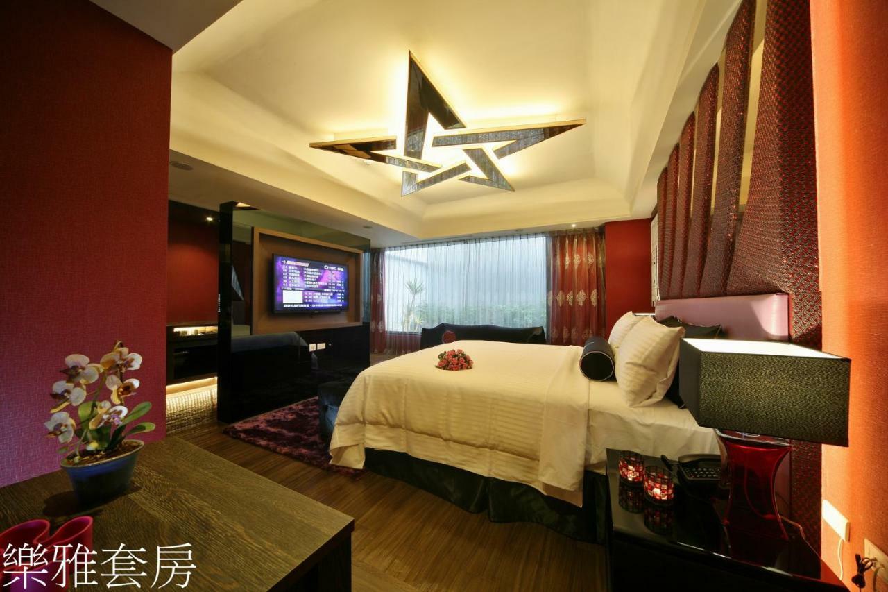 Doule Motel Taichung Luaran gambar