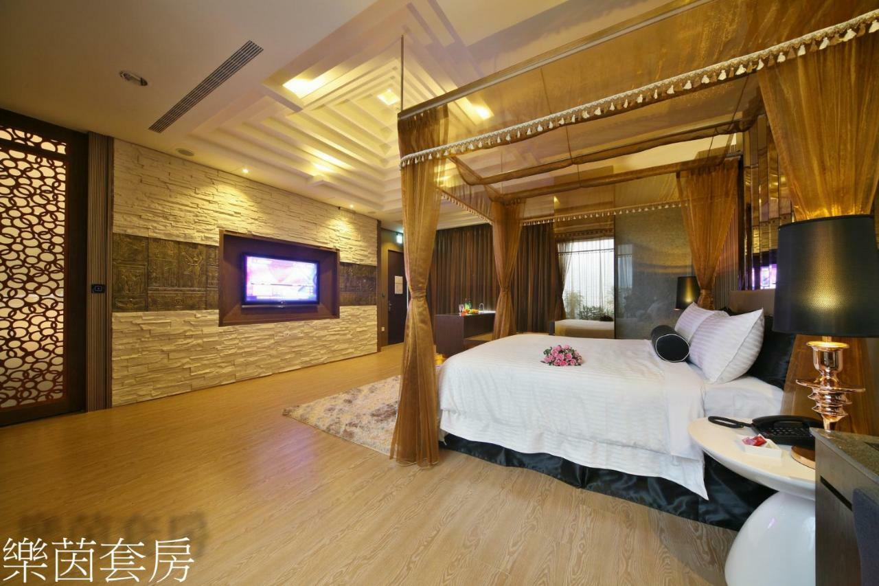 Doule Motel Taichung Luaran gambar