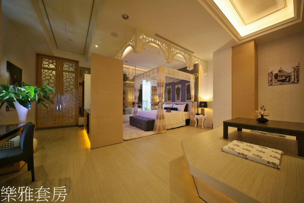 Doule Motel Taichung Luaran gambar