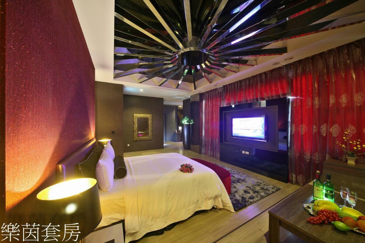 Doule Motel Taichung Luaran gambar