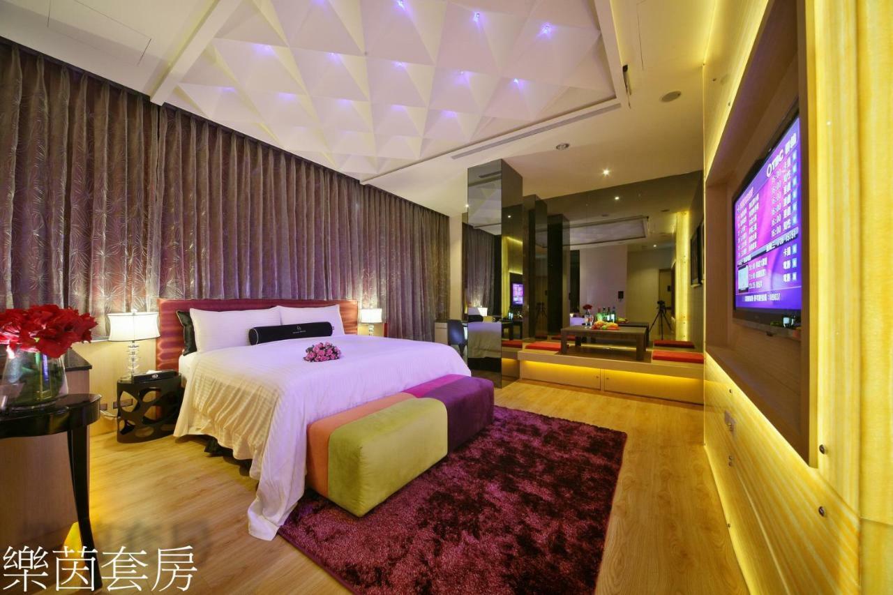 Doule Motel Taichung Luaran gambar